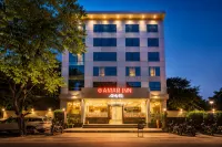 Hotel Amar Inn- Lajpat Nagar by Quadis Hotels in 