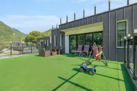 Millyang Ajur Kids Poolvilla - parking