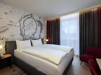 IntercityHotel Lübeck Hotels near Koberg