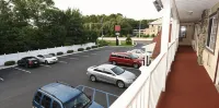 Country View Inn & Suites Atlantic City - parking
