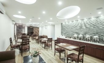 Pals Inn