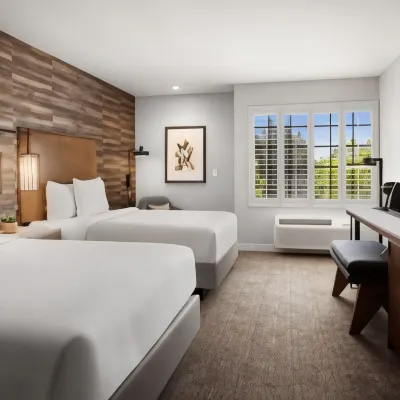 Napa Winery Inn Hotels near Ad Hoc Restaurant