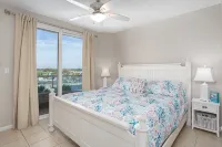 Beach Front 3 Bed, 2 Bath Small Dog OK Huge Balcony Luxury - مسبح خاص