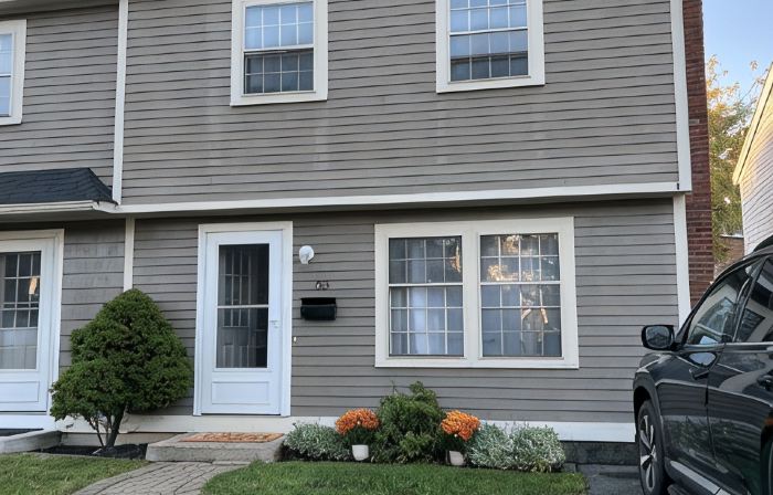 Sherizee Home close to beach and 3 miles to Salem's Haunted happenings