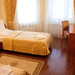 Evropa - غرفة مطلة على الجبل