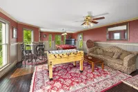 Private 12-Acre Mountain Estate with Blue Ridge Views, Game Room & Sleeps 20 - balcony