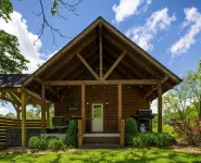 Just minutes away from Hocking Hills parks! - 3-Star
