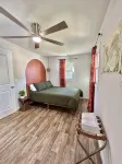 Cottage by the Caverns *FIRE PIT MOUNTAIN VIEWS* - Mountain view