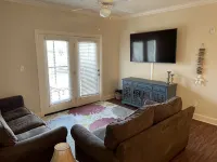 Park Ave Condo close to OWA and Alabama Beaches - 3 estrellas