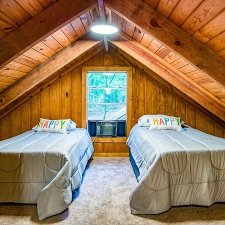 The Sac Au Lait Chalet