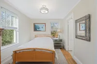 Weymouth Hill Station. Hillside cottage retreat with water views