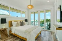 New Construction Modern POOL Home...LESS than 57 seconds walk to the BEACH! - 4-Star