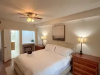 Chl Chateau-Mins from Hurricane Marina - 4-Star