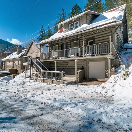 The Where We Roam Log Cabin - Walk to Town with Mountain Views!