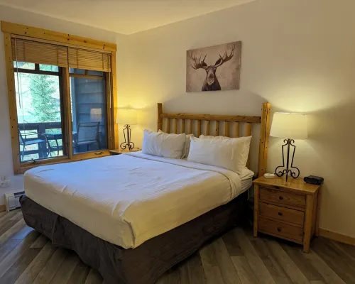 5 Star, 1 Bed + Den & 2 Baths in Center Village Copper Mountain Hotels in Copper Mountain