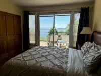Very Relaxing 3bdr 2bth Home with Gorgeous View