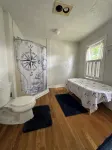 Captain's Guest Room. Authenticity. Value. Near Everything. No Fees.