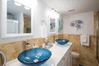 Stunning Oceanfront Condo at Coral Beach unit 1107 - 3-Star