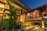 Luxurious, Private Chef,  Mesmerizing views, lots of WILDLIFE - 按摩浴池