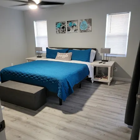 Casa Sanibel 3bed 2bth heated Pool home