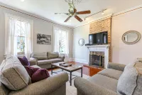 Historic New Orleans Gem - 4 Miles from French Quarter -Sleeps 10 - 3-Star