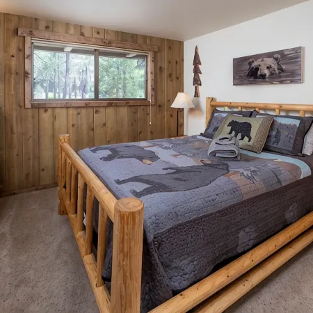 Newly Renovated & Listed! Across from SHARC & Walk to Village! 10 SHARC PASSES