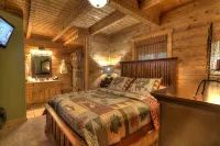 Peaceful Woods #25- Charming & Clean Log Cabin! - Hytter