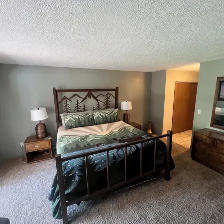 Great Space!  Great Location!  Great Views!