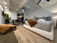 Siesta Key Cottage – Best Value! Just Cross the Street to the Gulf! - 4-نجوم