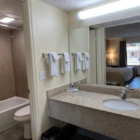Rodeway Inn Walterboro I-95