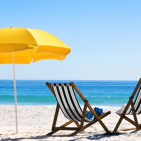 Romantic Getaway, #302, 2 min walk to the beach.
