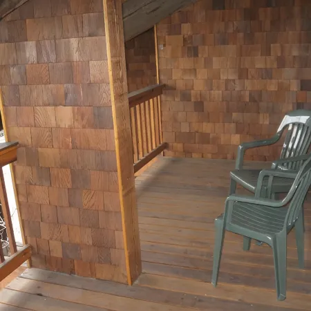 Convenient Downtown Loft With Balcony, At River Confluence, Walk To Restaurants