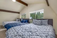 Waterfront home with  Private Dock, Lake Toys, EV Charger at Lost Lake - 4-Star