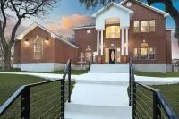 D’Ultimate Getaway Luxury Retreat Heated Pool Hot Tub Sleeps 17 on 5 Acres. - مسبح خاص