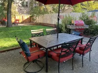 Historic Queen Anne Victorian in the Heart of Windsor - Wifi