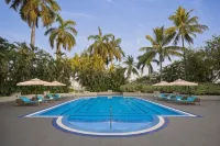 Surat Marriott Hotel - piscina