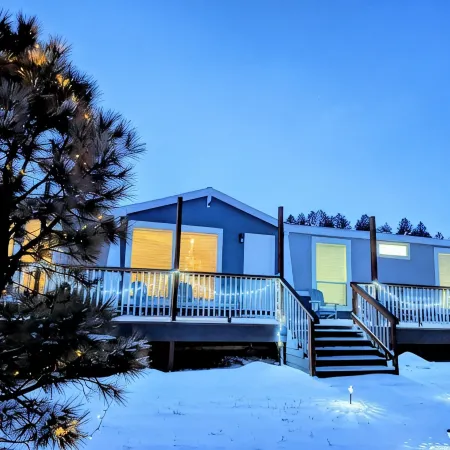 Hays Hideaway