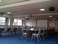 Isahaya City Hotel - 2-Star