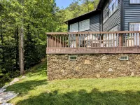 Spacious and Serene Smoky Mountain Retreat- the Perfect Launch for the Dragon! - 4つ星