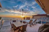 Deluxe Oceanfront Beach House I Luxury Hot Tub I Family Game Room I On the Beach - 4つ星