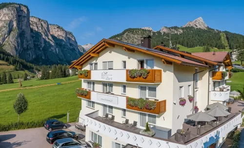 Garni Hotel Bel Vert - parking