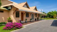 Roomstay ChekGu (1 Queen) - Wi-Fi
