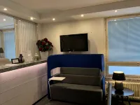 Hotel Harriet - 2 ดาว