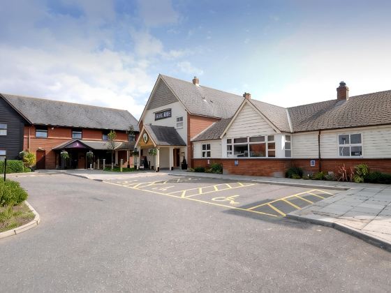 Premier Inn Poole Centre (Holes Bay) Hotel