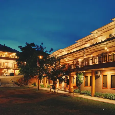Arayanna Hotel & Resort