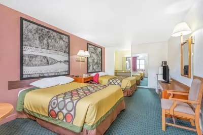 Super 8 by Wyndham Santee Hotels in Santee