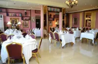 Hotel les Ambassadeurs Hotels in Oran