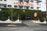 Arden Motel Hôtels à proximité de : The Member's Lounge @ Reggio Calabria Club