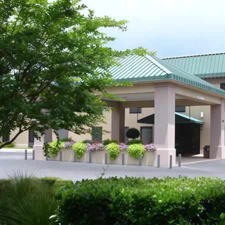 Moncks Corner Inn Hotels in Berkeley County
