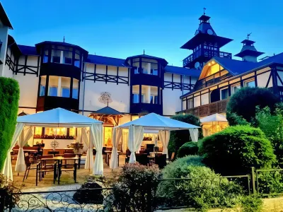 Schlosshotel Marienbad Hotels in Groß Sichdichfur